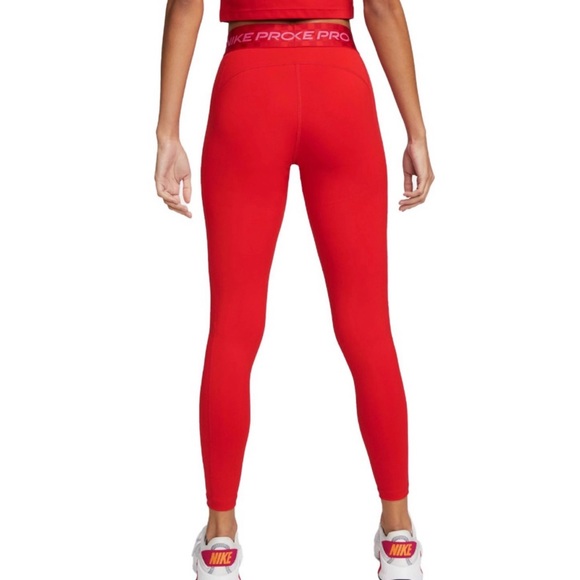 New w/ tags Nike XS Dri-Fit training bottoms - Picture 2 of 4